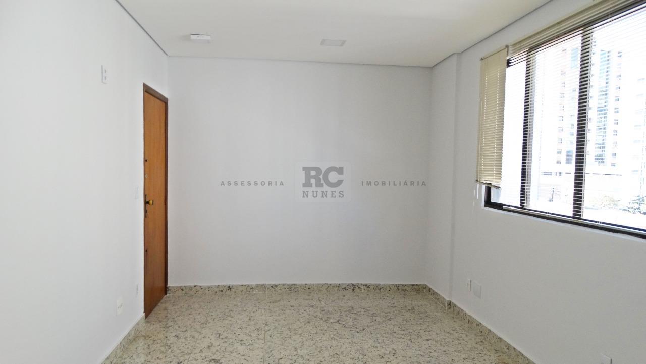 Sala para aluguel no Santo Agostinho: 
