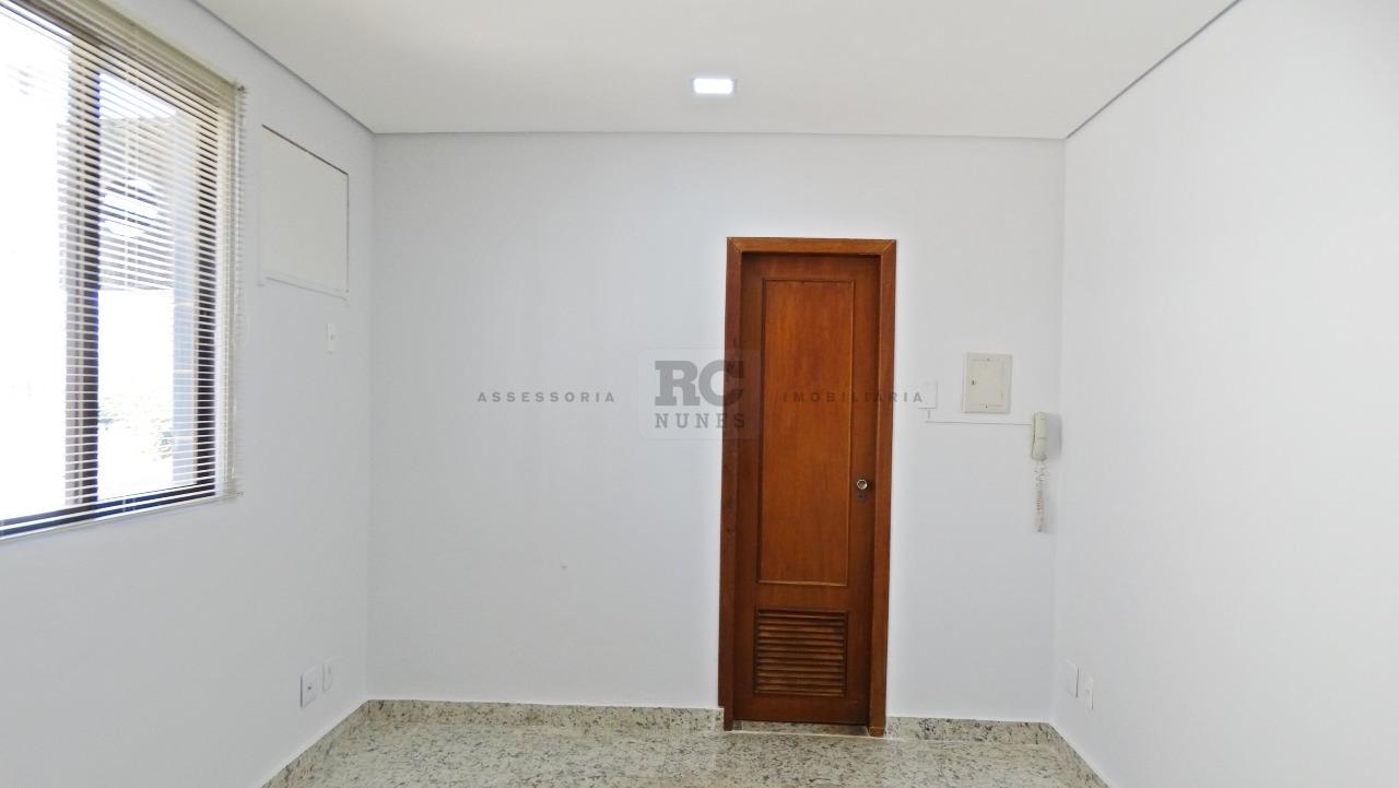 Sala para aluguel no Santo Agostinho: 
