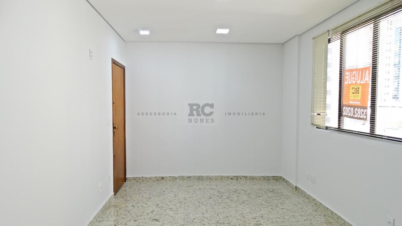 Sala para aluguel no Santo Agostinho: 