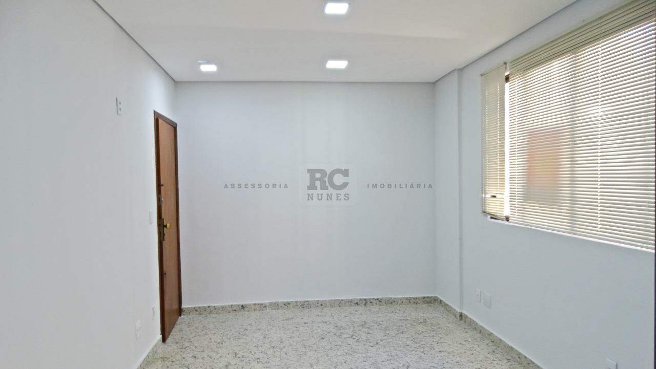 Sala para aluguel no Santo Agostinho: 