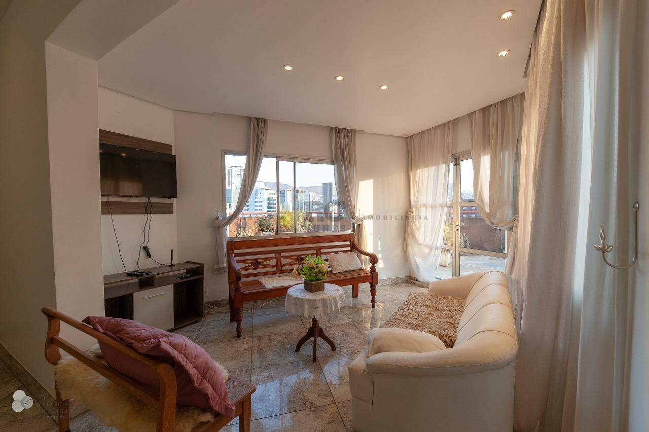 Apartamento para aluguel em Funcionários - RC Nunes Imóveis: 