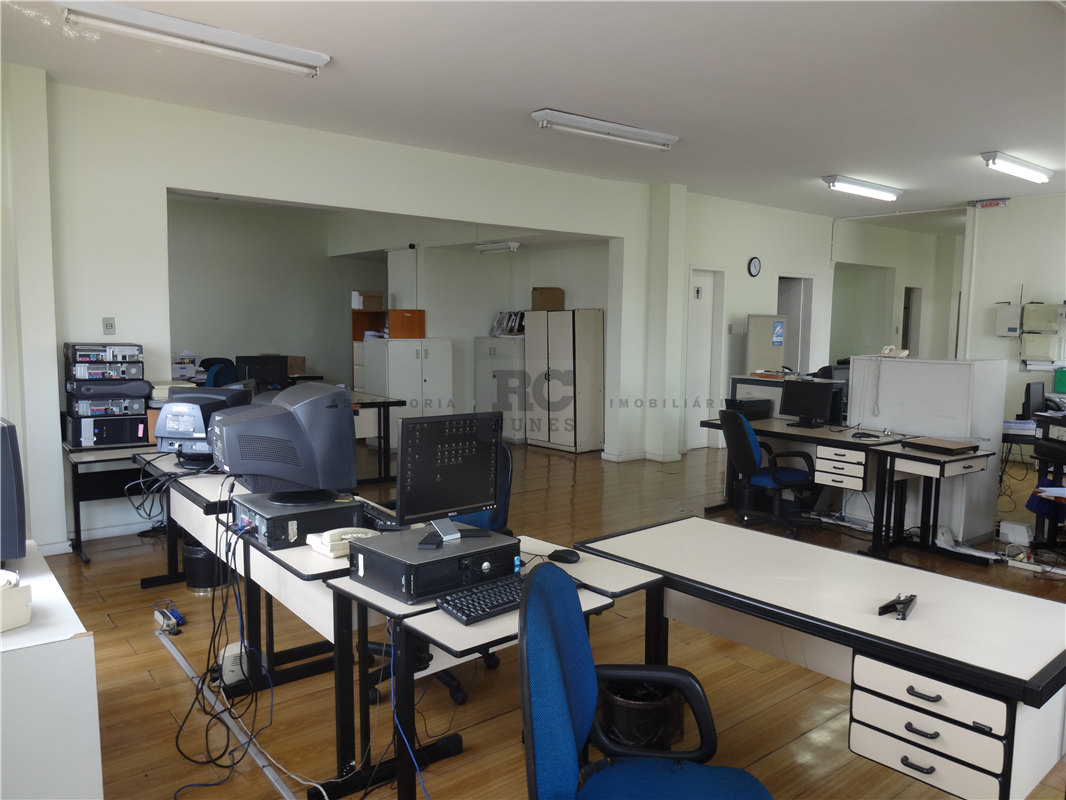 Andar corrido para aluguel no Centro: 002