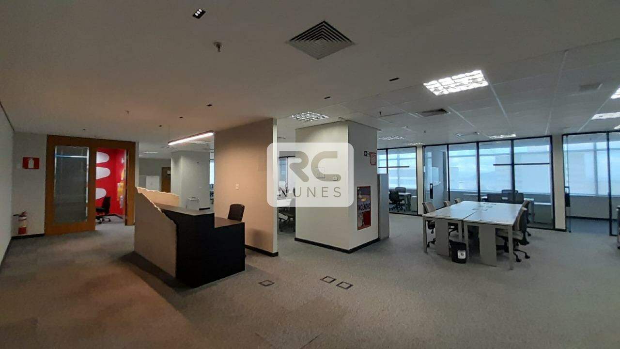 Andar corrido para aluguel no Vila da Serra: 