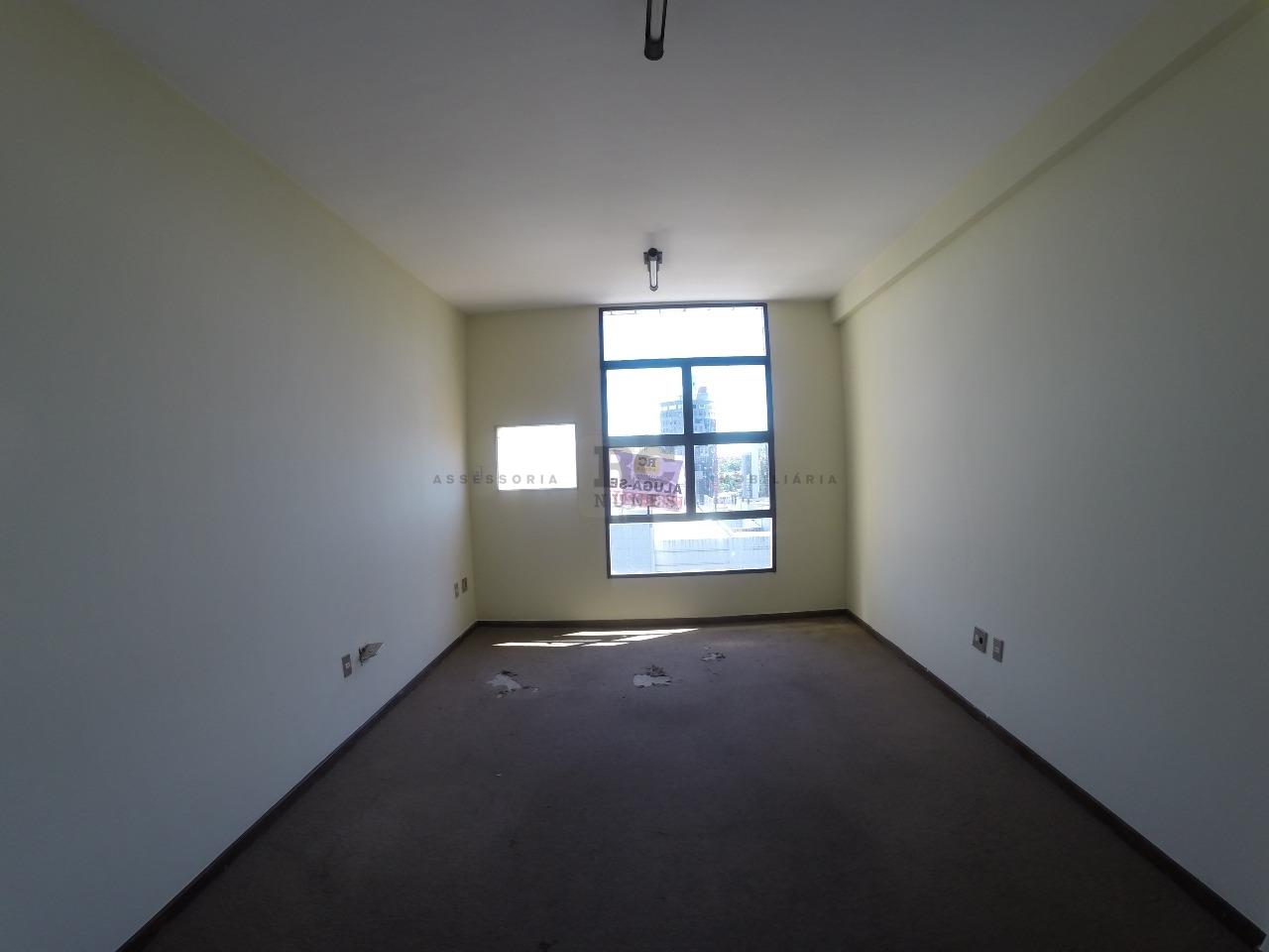 Sala para aluguel no Santa Efigênia: 