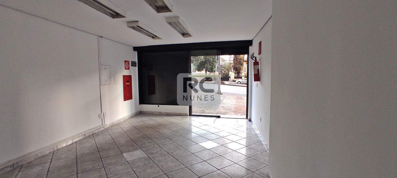 Loja para aluguel no Lourdes: 