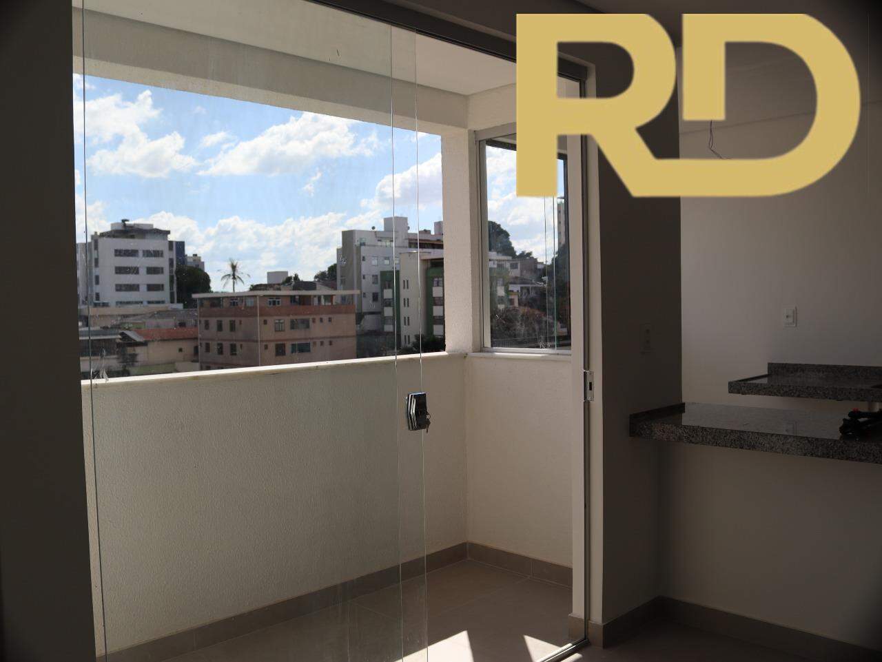 Apartamento à venda no Sagrada Família: 