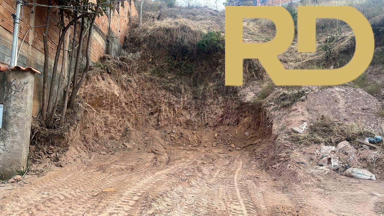 Terreno à venda no Pirineus: 
