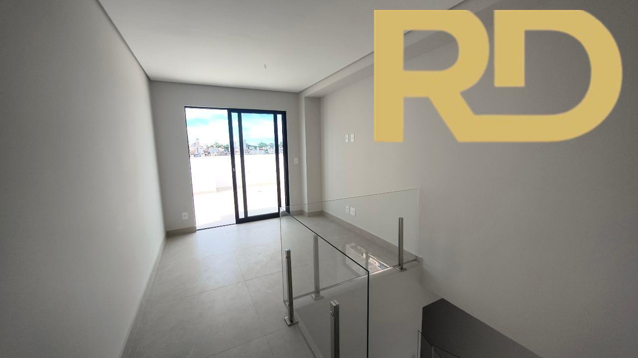 Cobertura à venda no Sagrada Família: 