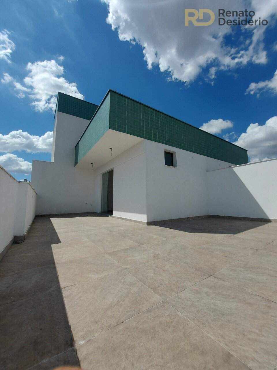 Cobertura à venda no Sagrada Família: 20230417_131719