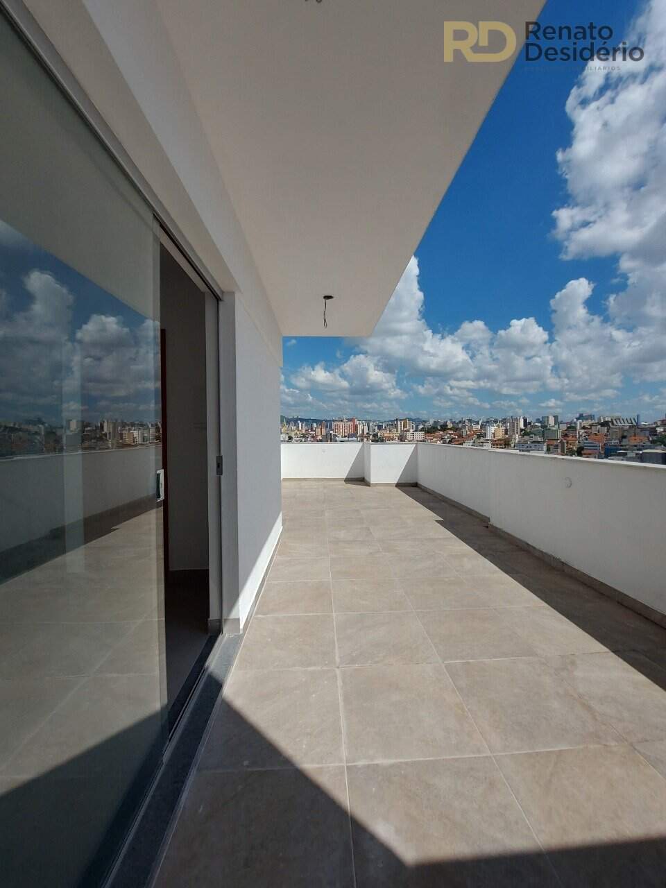 Cobertura à venda no Sagrada Família: 20230417_131746