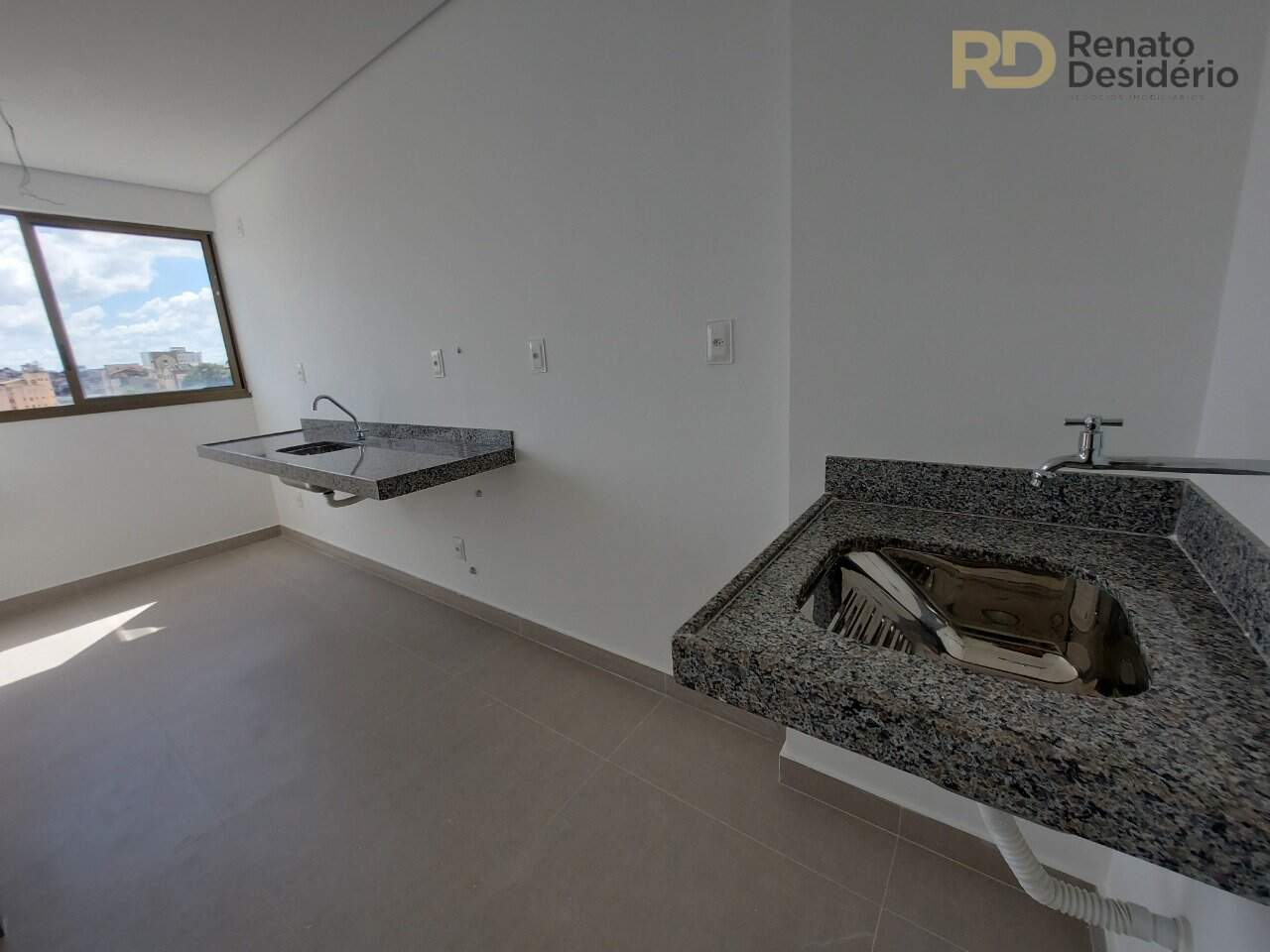 Cobertura à venda no Sagrada Família: 20230417_132213