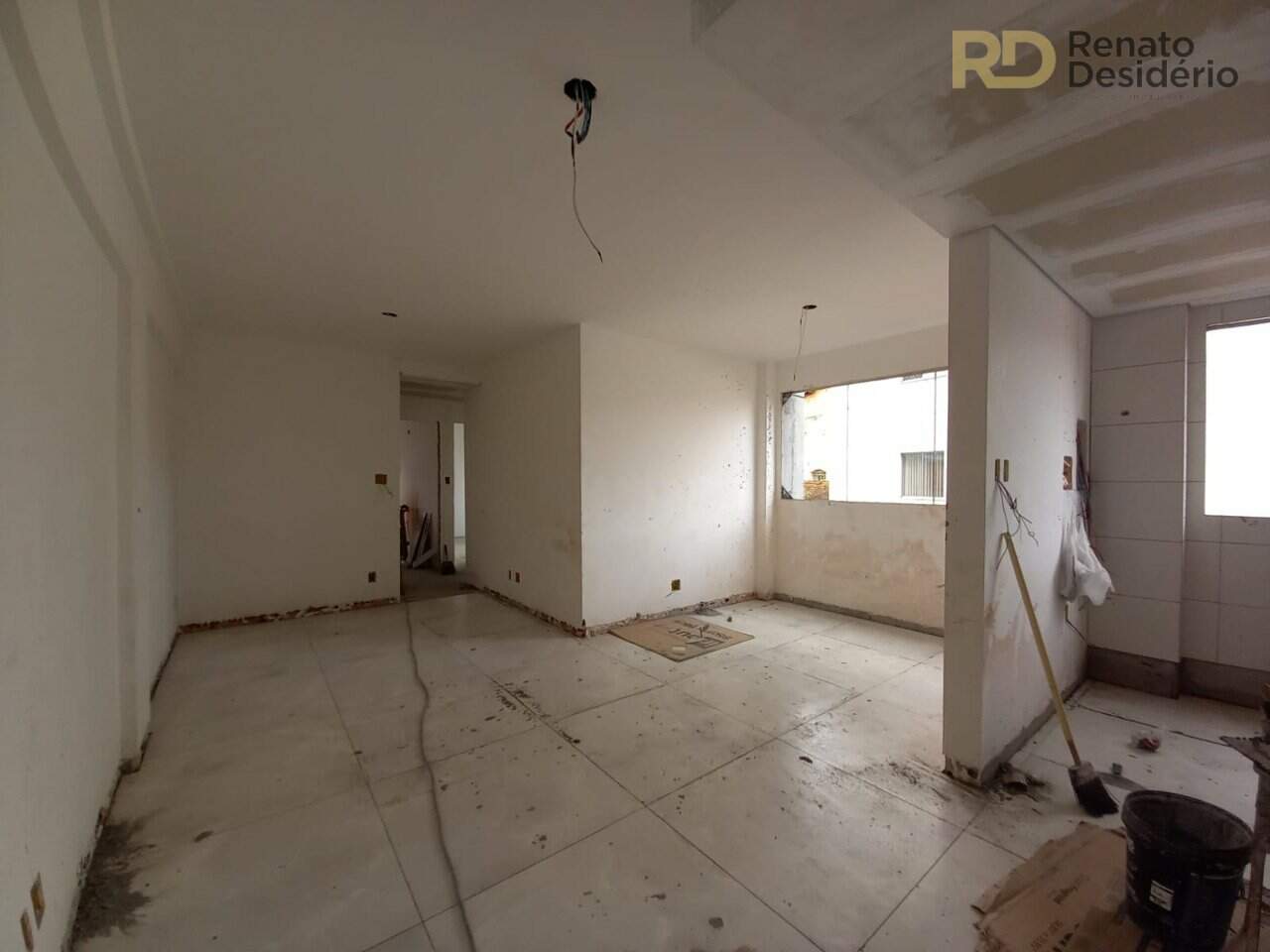 Apartamento à venda no Sagrada Família: 