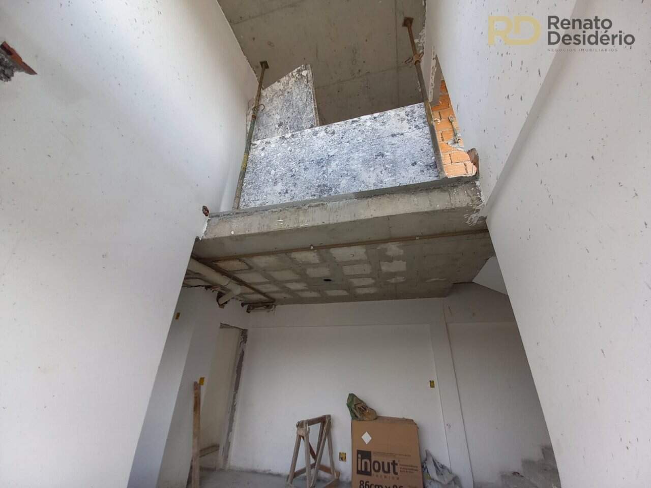 Cobertura à venda no Sagrada Família: 