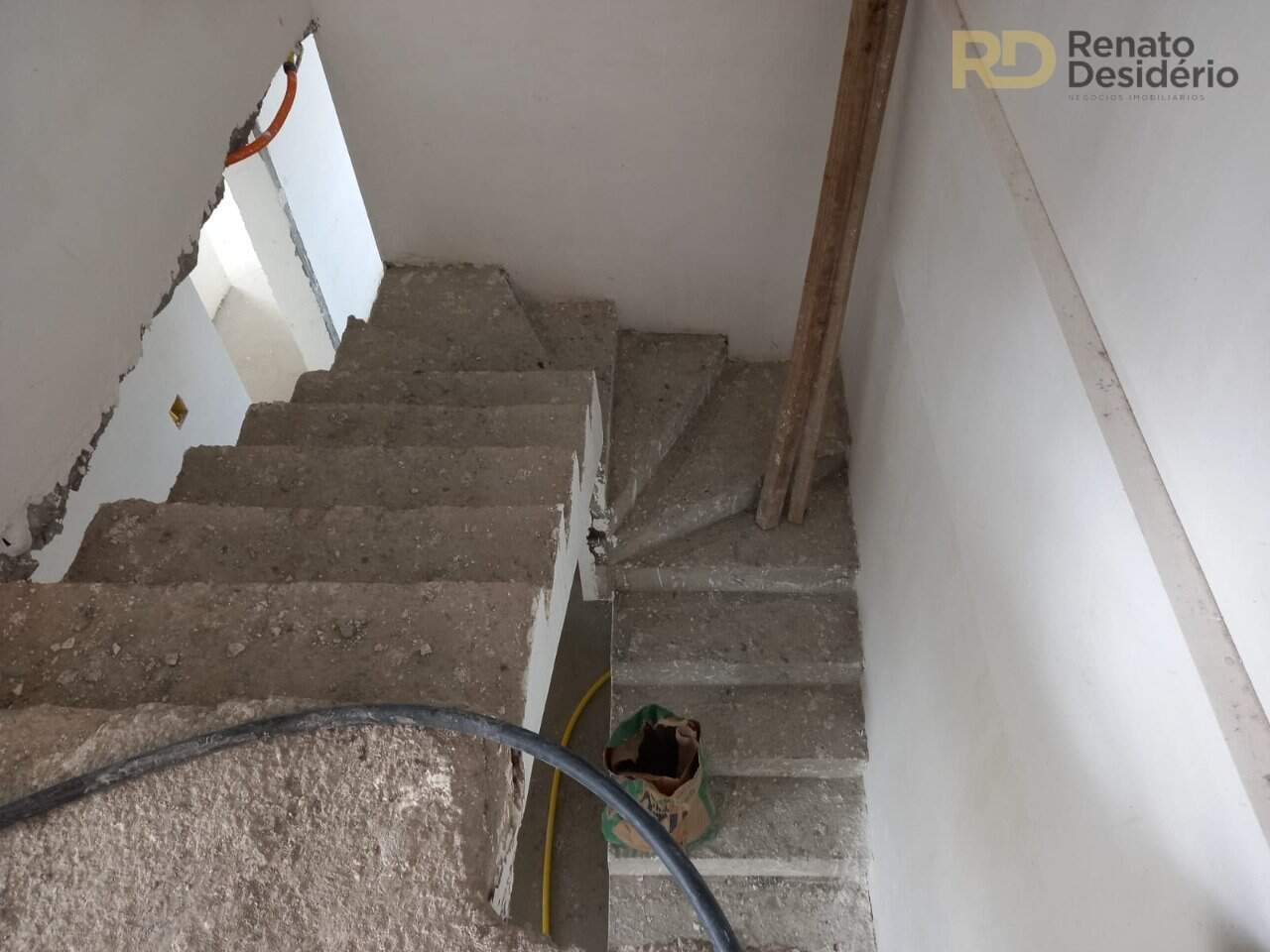 Cobertura à venda no Sagrada Família: 