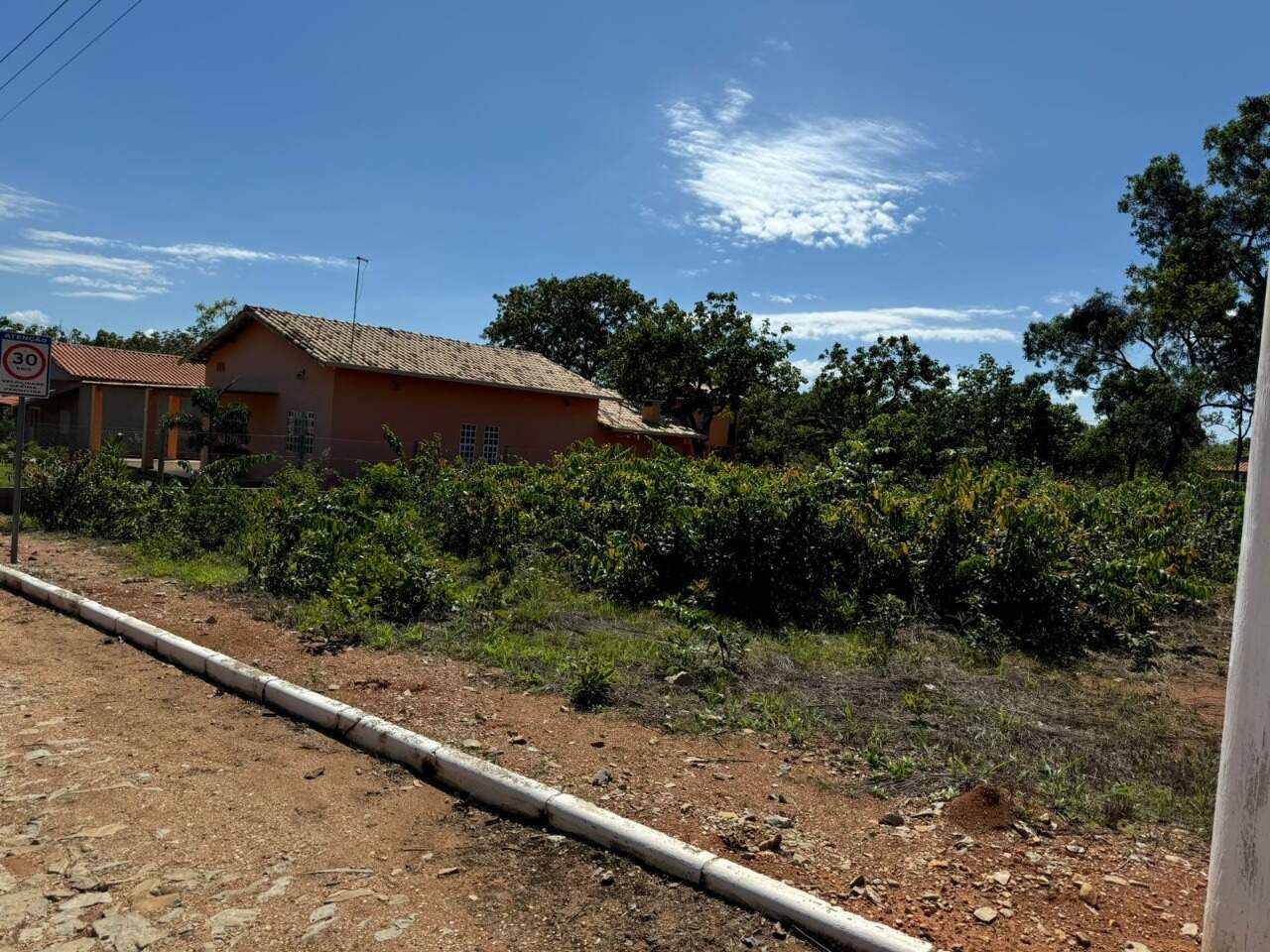 Terreno à venda no Estância do Campo: 