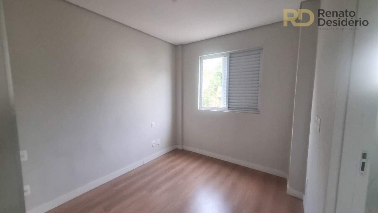 Apartamento à venda no Sagrada Família: WhatsApp Image 2024-10-18 at 15.33