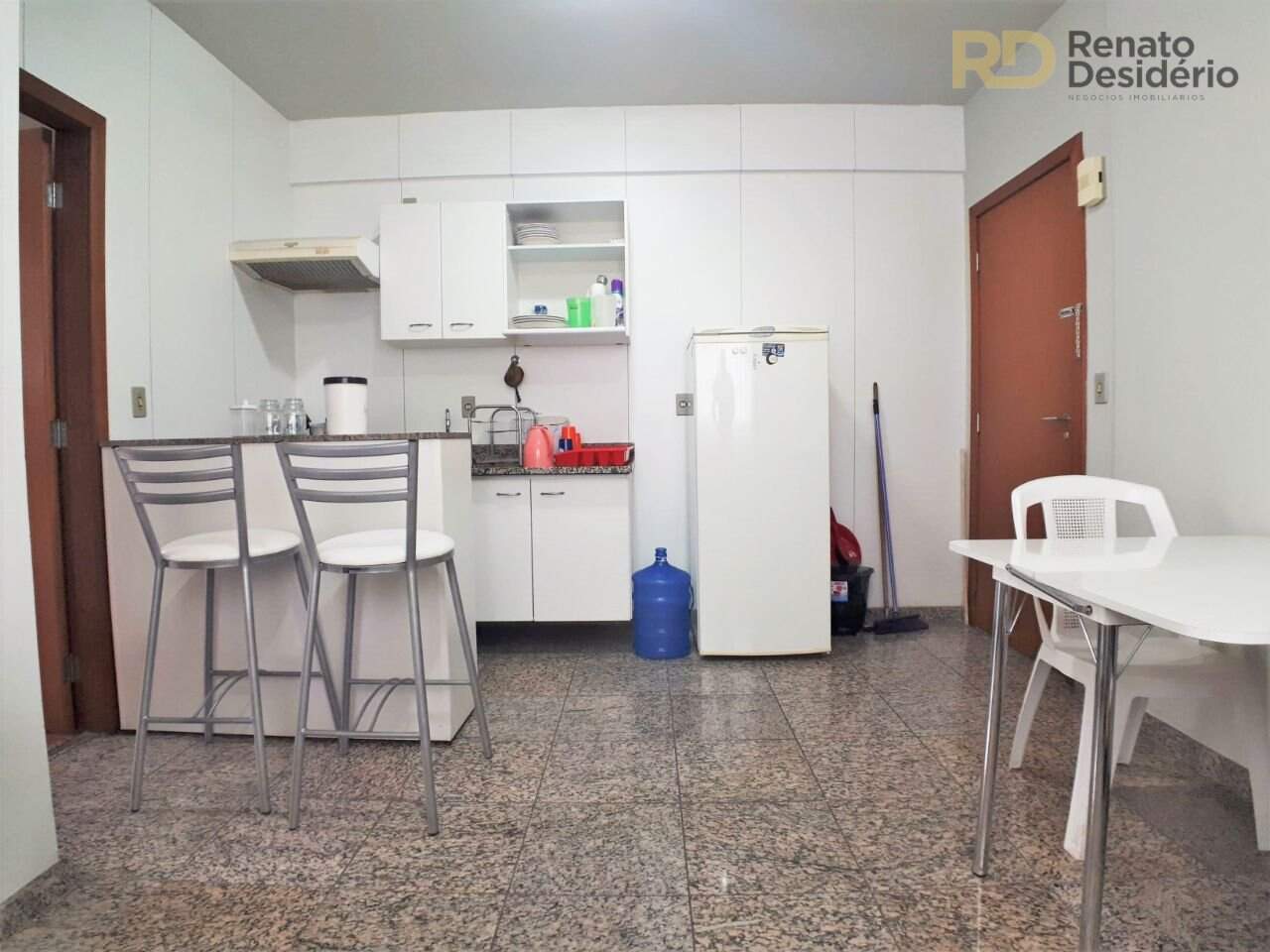 Apartamento à venda no Funcionários: 