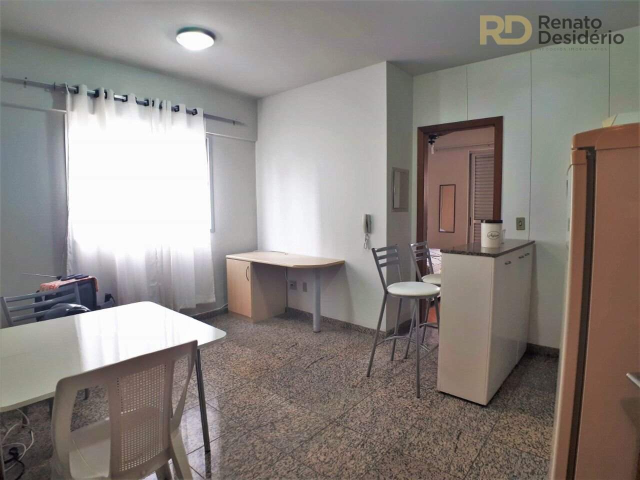 Apartamento à venda no Funcionários: 