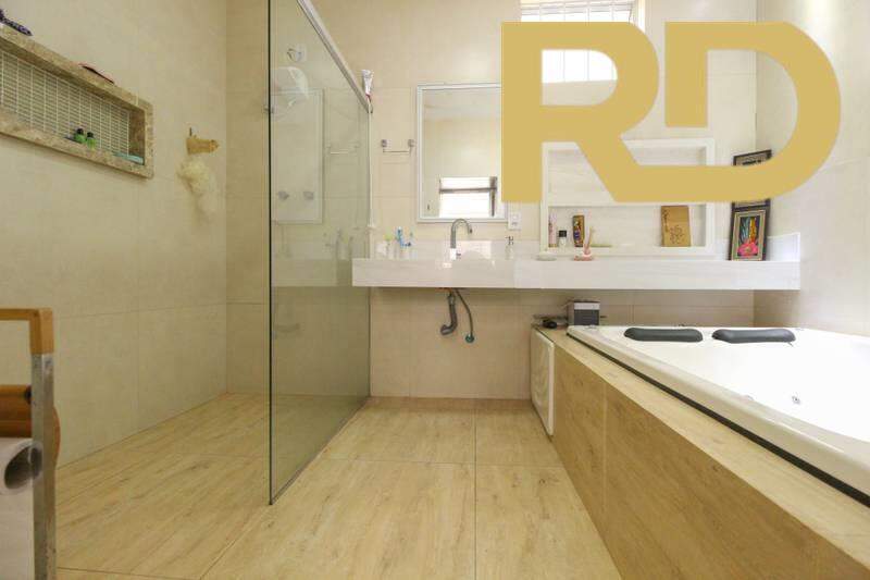 Casa à venda no Horto: 