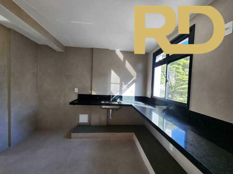 Cobertura à venda no Serra: 