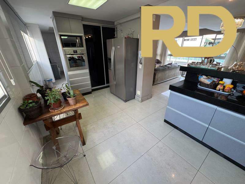 Cobertura à venda no Santa Tereza: 