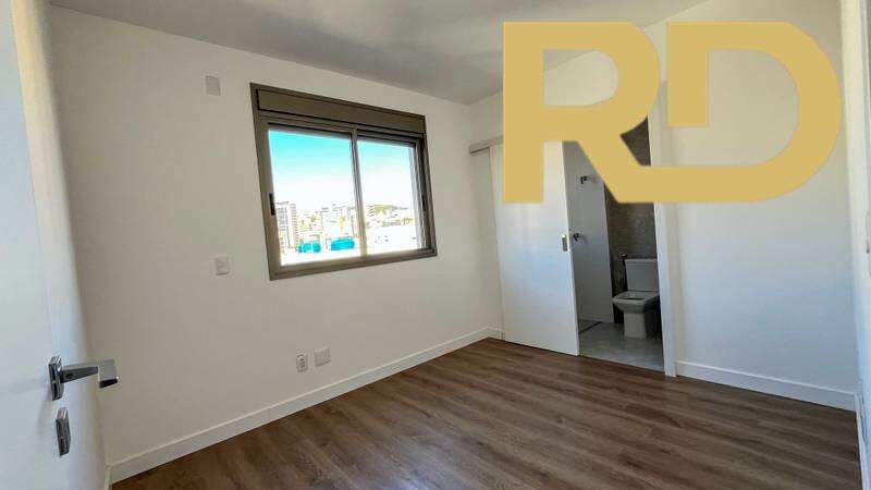 Apartamento à venda no Cruzeiro: 