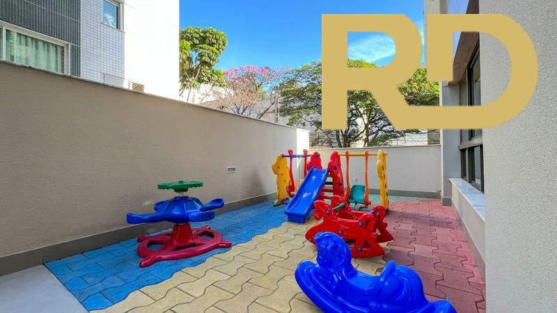 Cobertura à venda no Cruzeiro: 