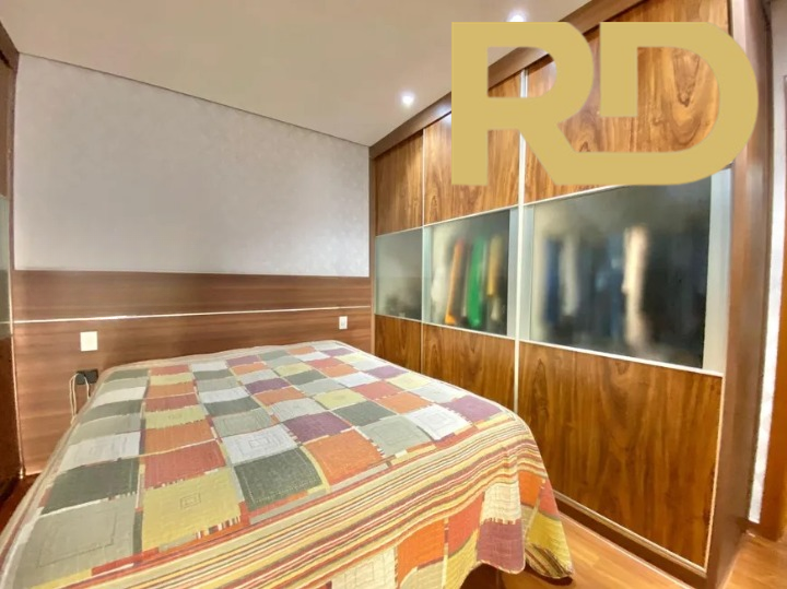 Cobertura à venda no Silveira: 