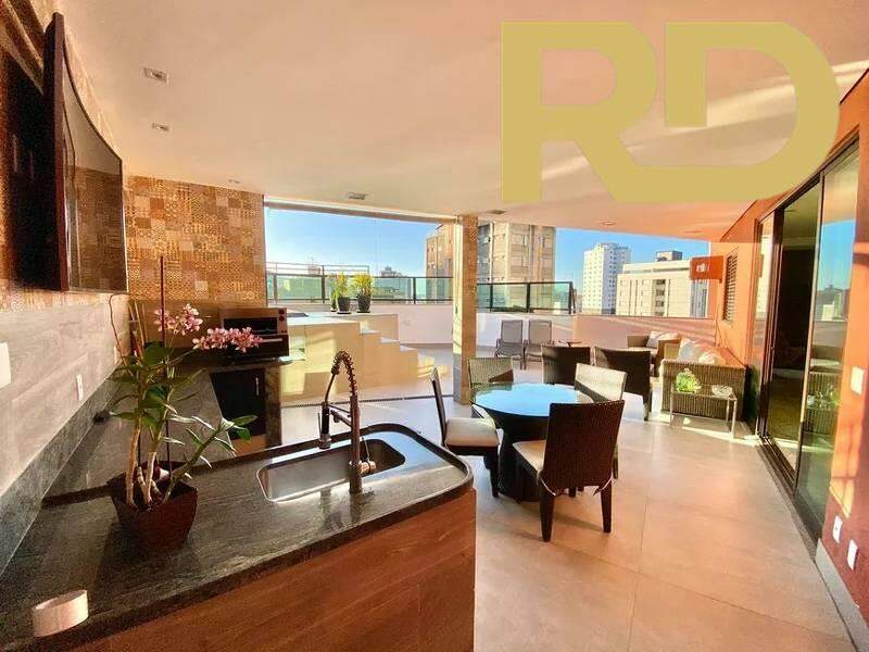 Cobertura à venda no Silveira: 