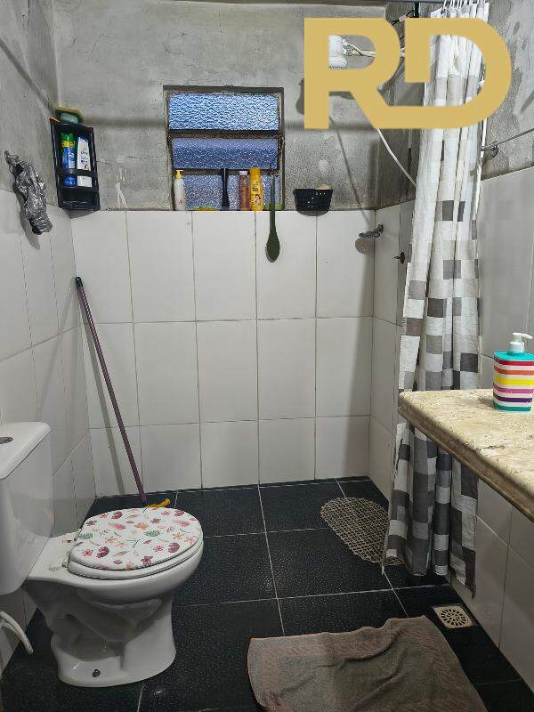 Casa à venda no Caetano Furquim: 