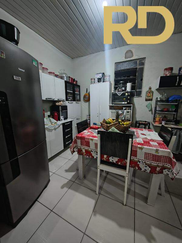 Casa à venda no Caetano Furquim: 