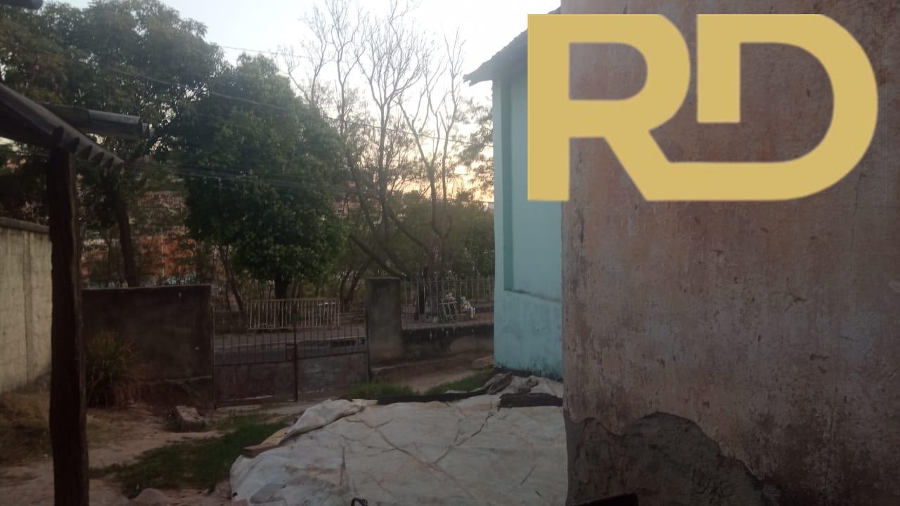 Casa à venda no Caetano Furquim: 