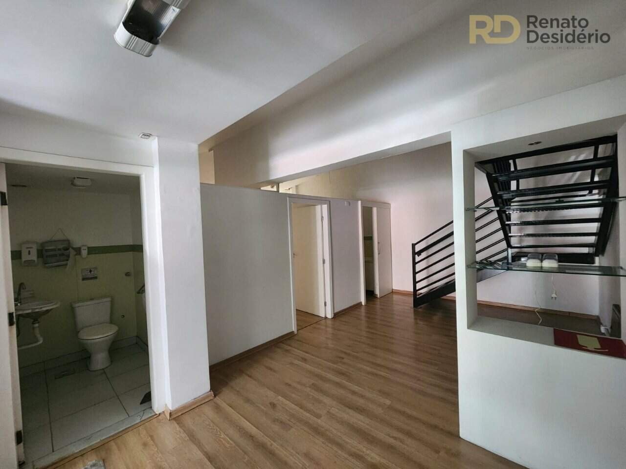 Salas/Conjuntos à venda no Santa Efigênia: 