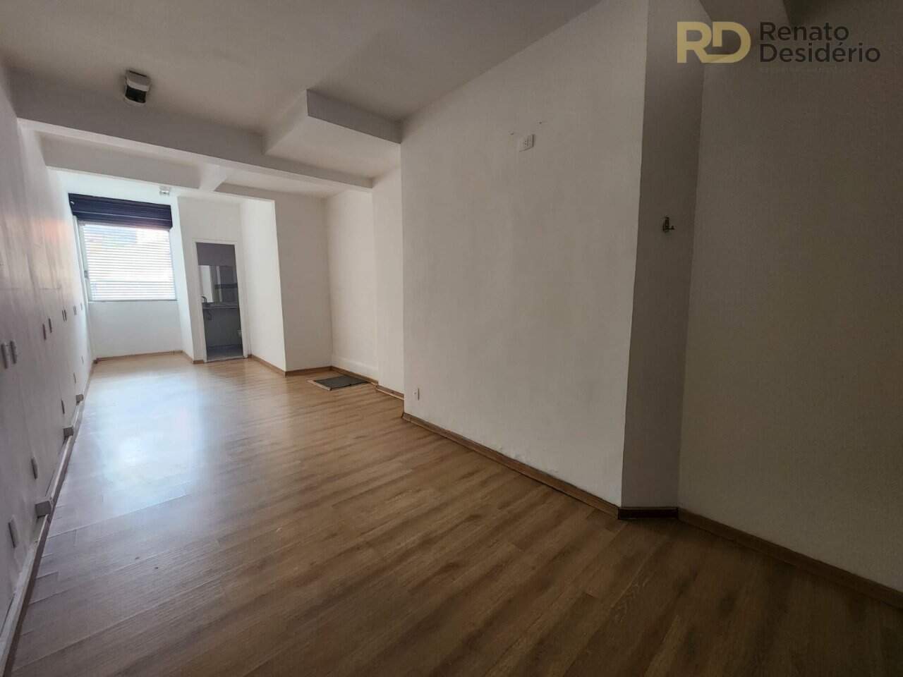 Salas/Conjuntos à venda no Santa Efigênia: 