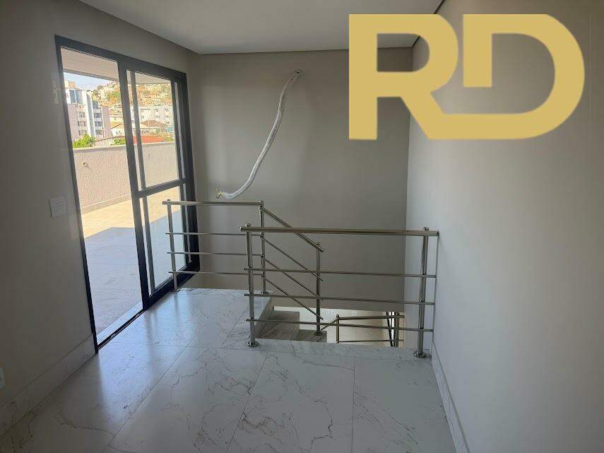 Cobertura à venda no Santa Efigênia: 