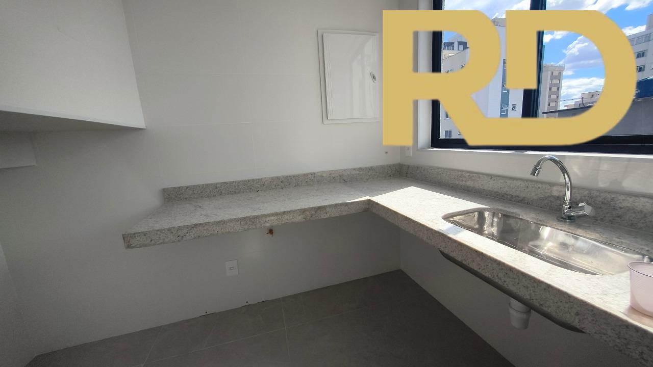 Cobertura à venda no Sagrada Família: 