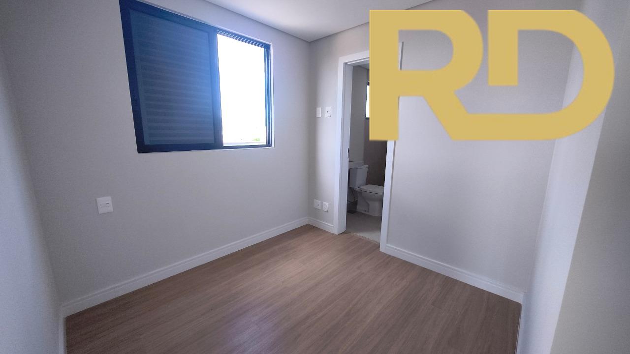 Cobertura à venda no Sagrada Família: 