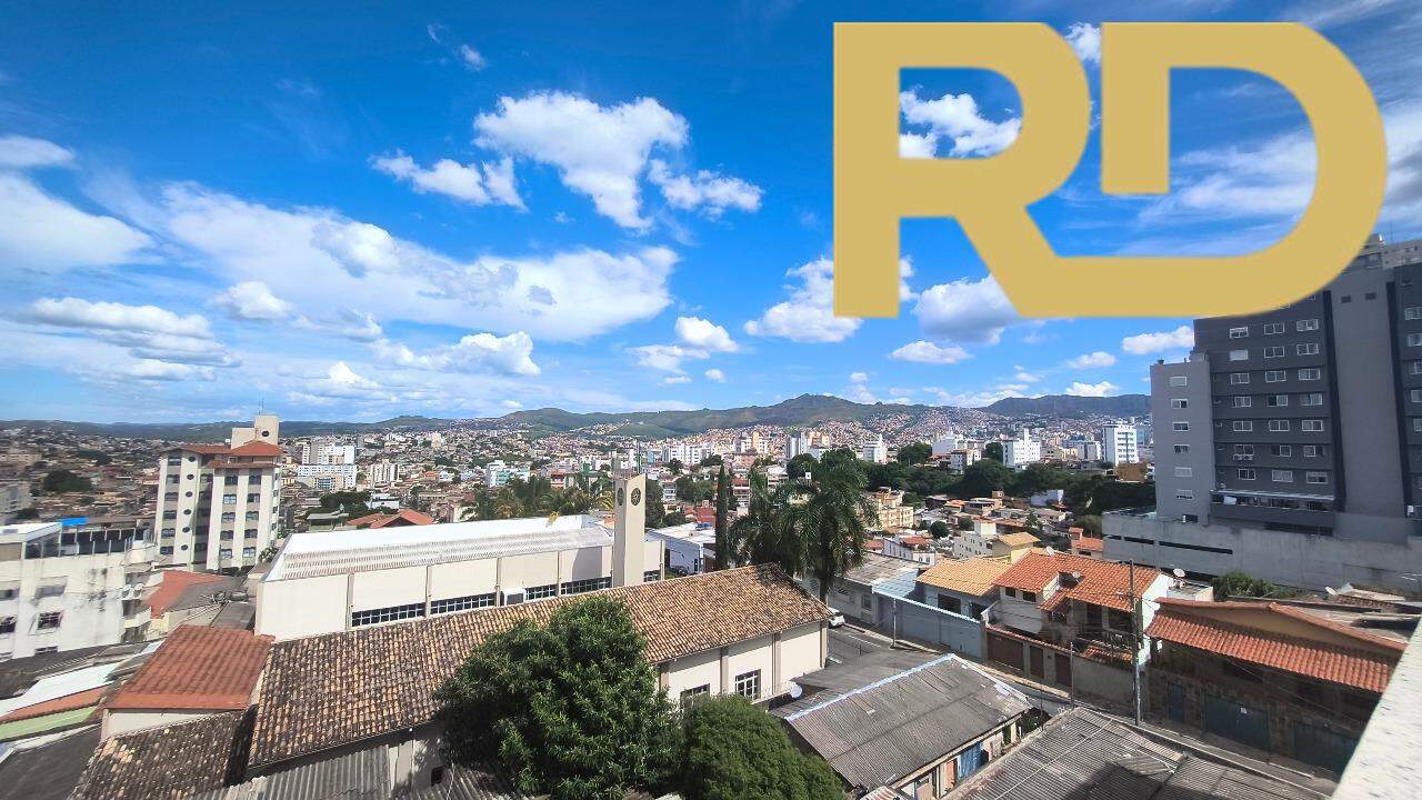 Cobertura à venda no Sagrada Família: 