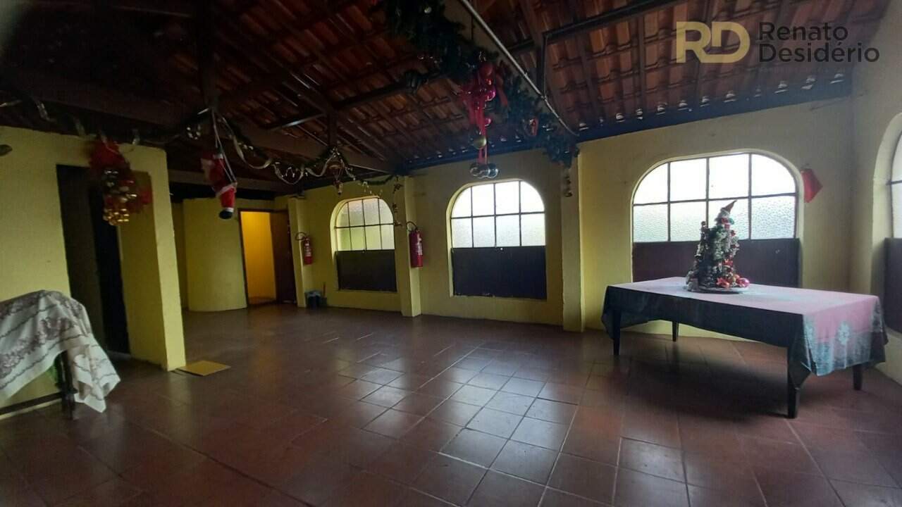 Casa à venda no Horto Florestal: 