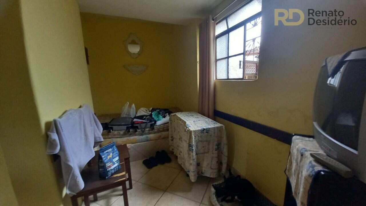 Casa à venda no Horto Florestal: 