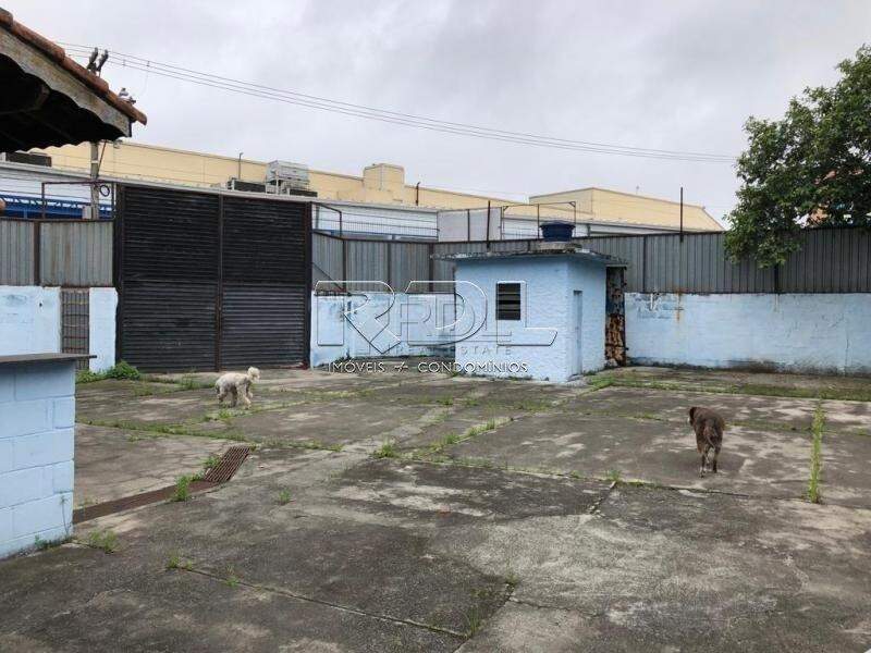 Galpao à venda no Centro: 