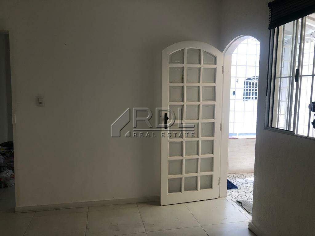 Casa para aluguel no Centro: 