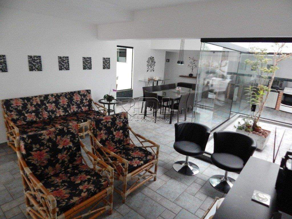 Sobrado à venda no Vila Floresta: 