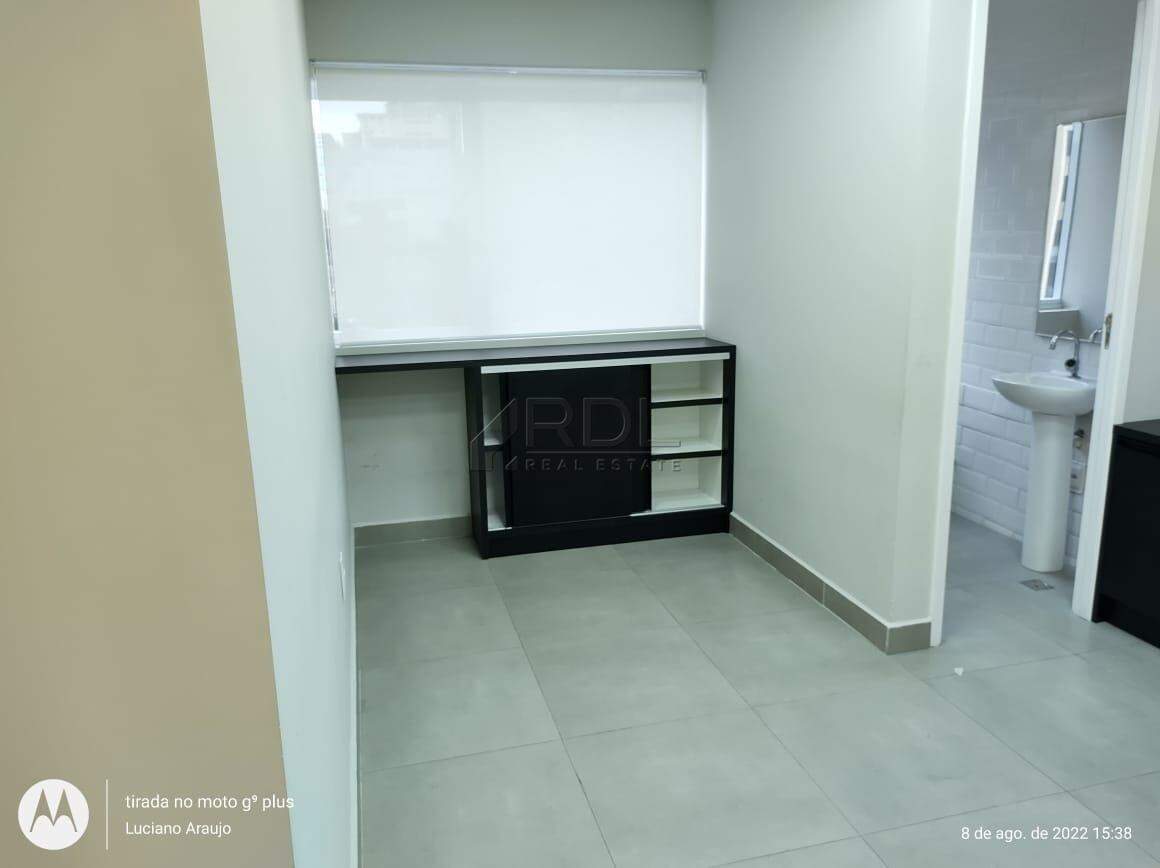 Sala à venda no Centro: 