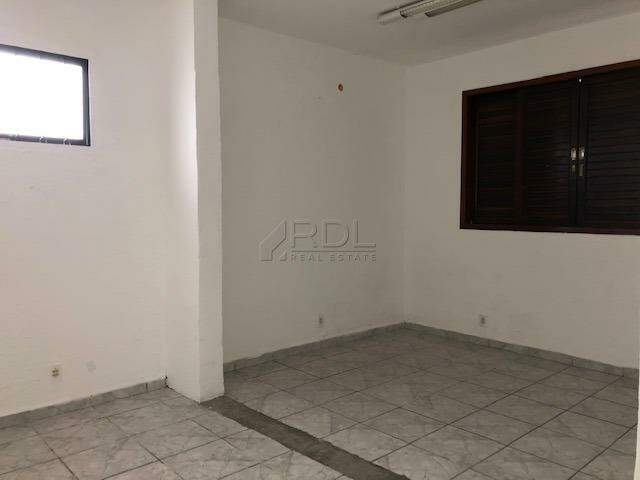 Casa à venda no Centro: 