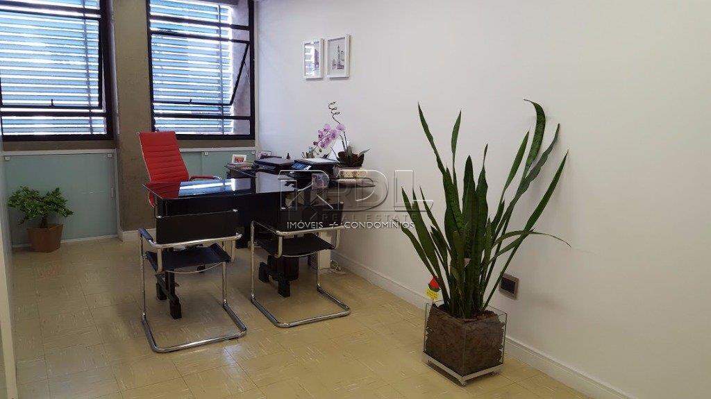 Sala à venda no Centro: 