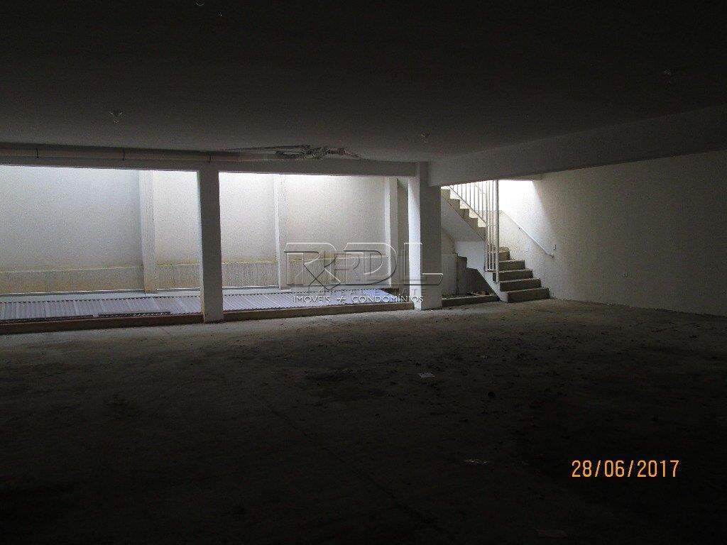 Salao à venda no Centro: 