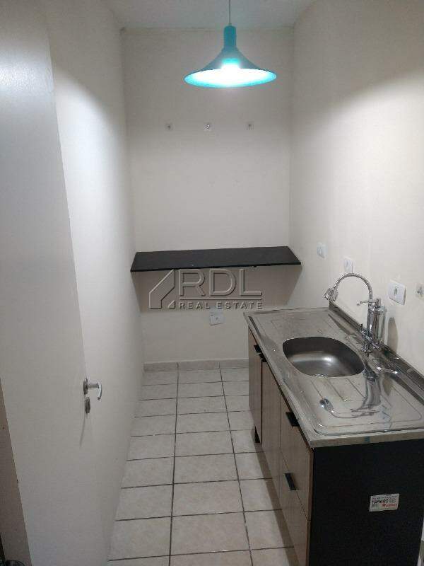 Sala para aluguel no Centro: 