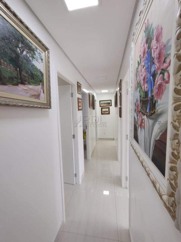 Sala à venda no Centro: 