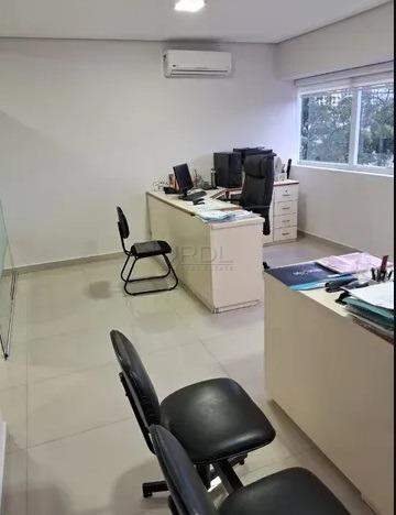 Sala à venda no Centro: 